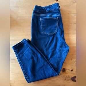 Torrid, Jegging Skinny Super Soft High-Rise Jean, Size 20 Short, too big.